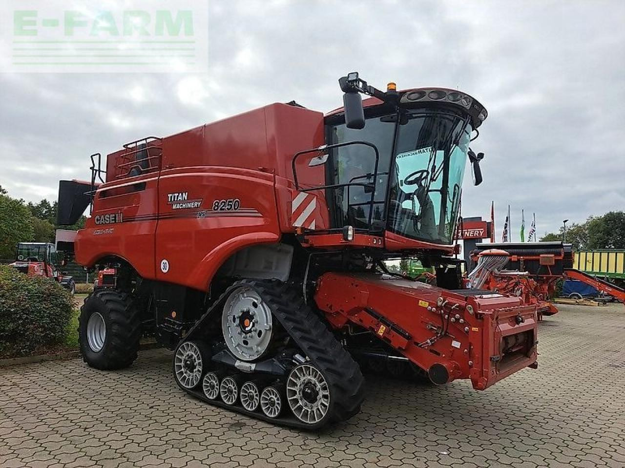 Case-IH axial flow 8250 st5 - Obilný kombajn: obrázok 3 Case-IH axial flow 8250 st5 - Obilný kombajn: obrázok 3