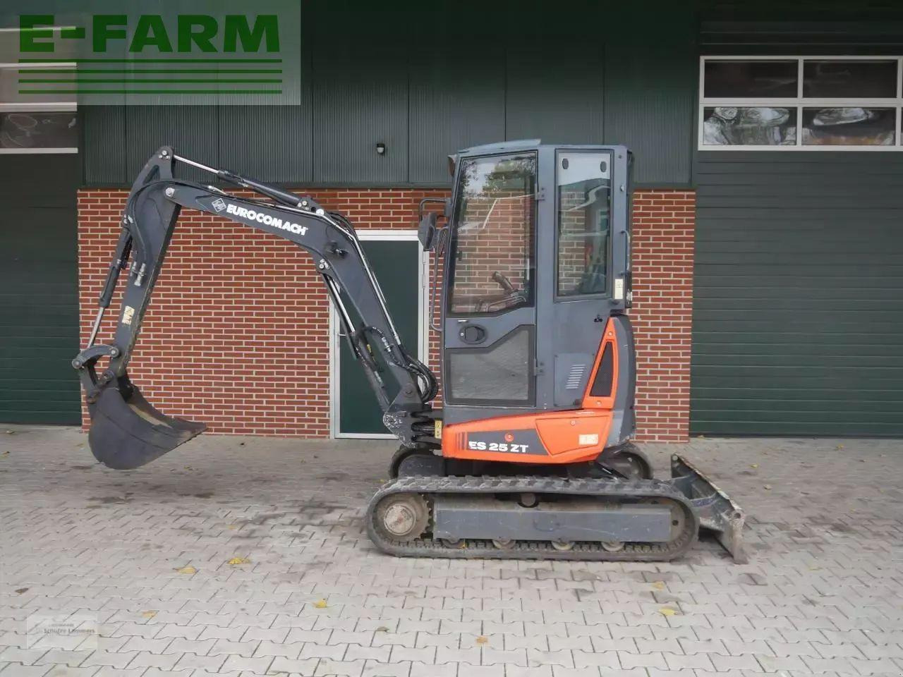 Case-IH eurocomach es25zt - Mini rýpadlo: obrázok 4 Case-IH eurocomach es25zt - Mini rýpadlo: obrázok 4