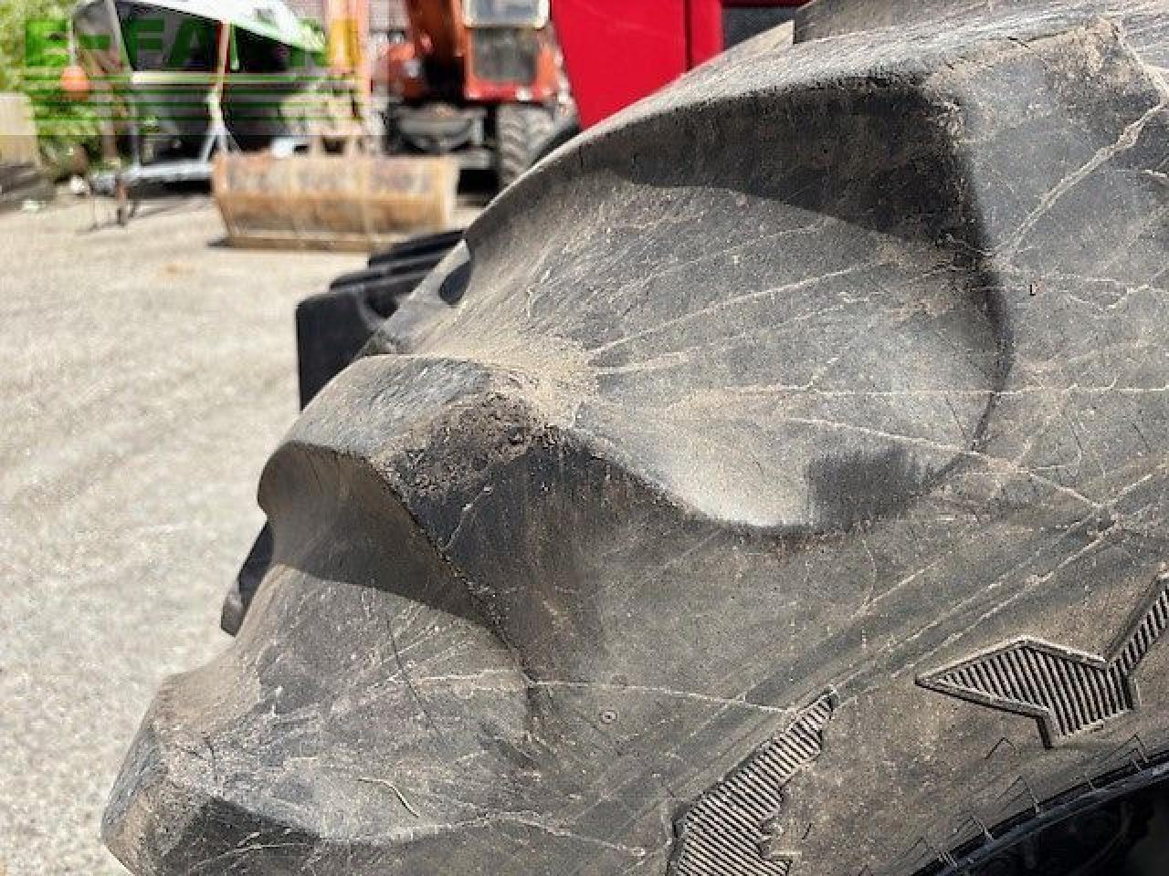 Case-IH ih 1255 xl - Traktor: obrázok 2 Case-IH ih 1255 xl - Traktor: obrázok 2