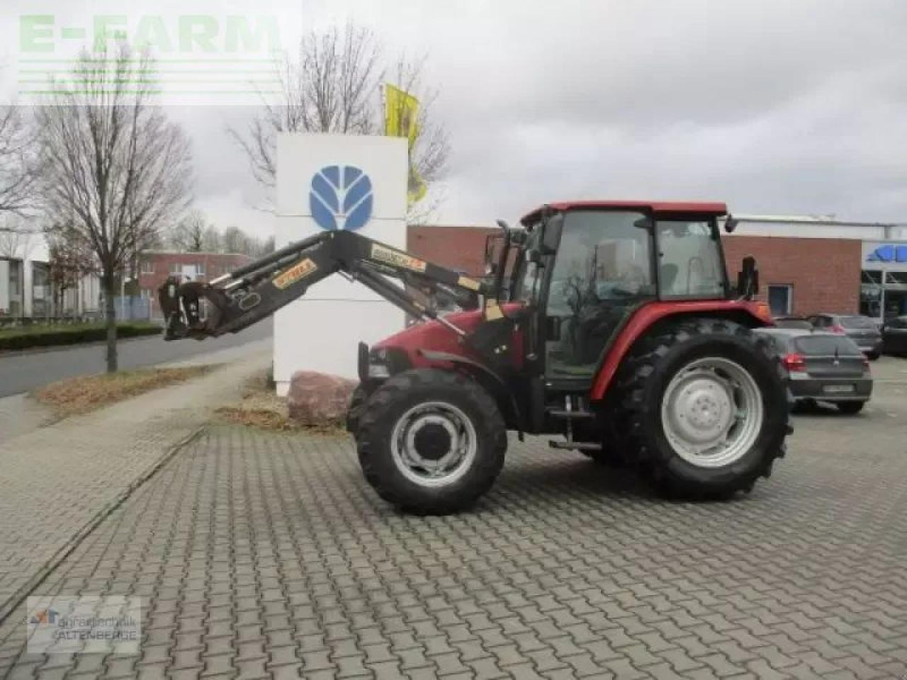 Case-IH jxu 1090 - Traktor: obrázok 1 Case-IH jxu 1090 - Traktor: obrázok 1
