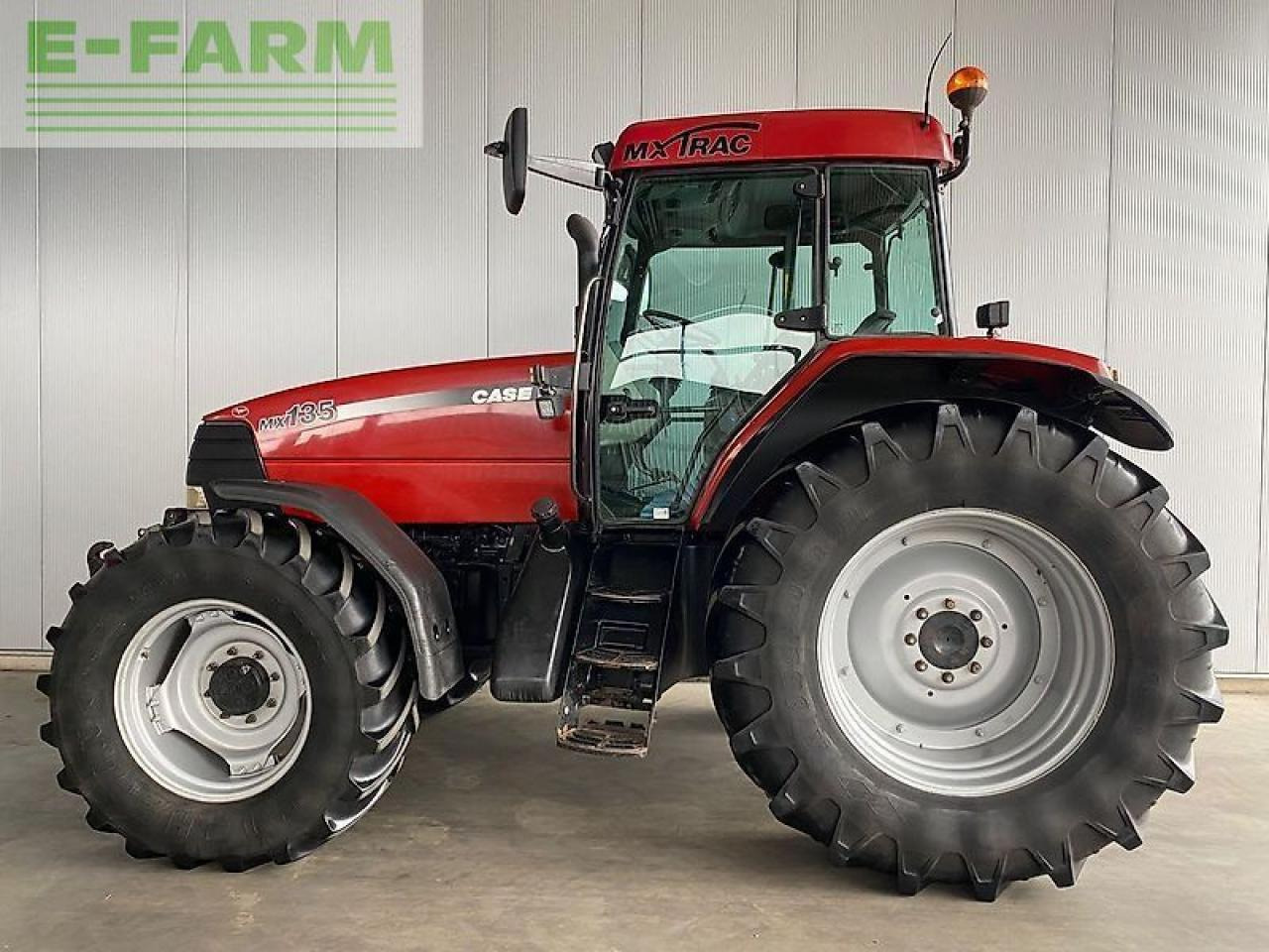 Case-IH mx 135 - Traktor: obrázok 1 Case-IH mx 135 - Traktor: obrázok 1