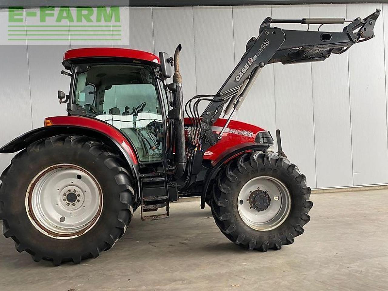 Case-IH mxu 135 - Traktor: obrázok 4 Case-IH mxu 135 - Traktor: obrázok 4