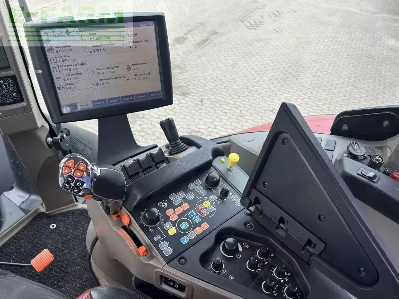 Case-IH optum 300 cvx CVX - Traktor: obrázok 4 Case-IH optum 300 cvx CVX - Traktor: obrázok 4