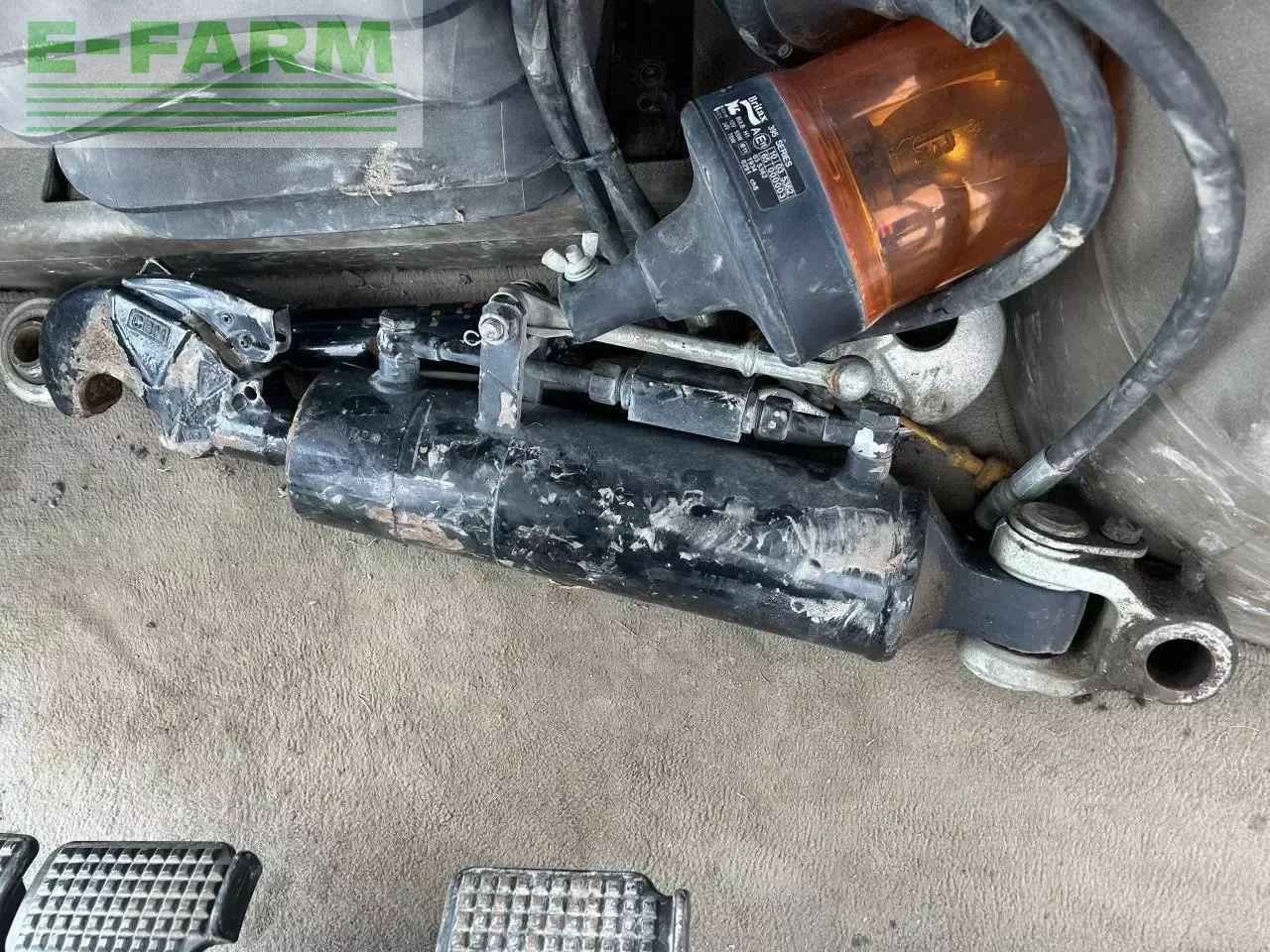 Case-IH puma 240 cvx CVX - Traktor: obrázok 4 Case-IH puma 240 cvx CVX - Traktor: obrázok 4