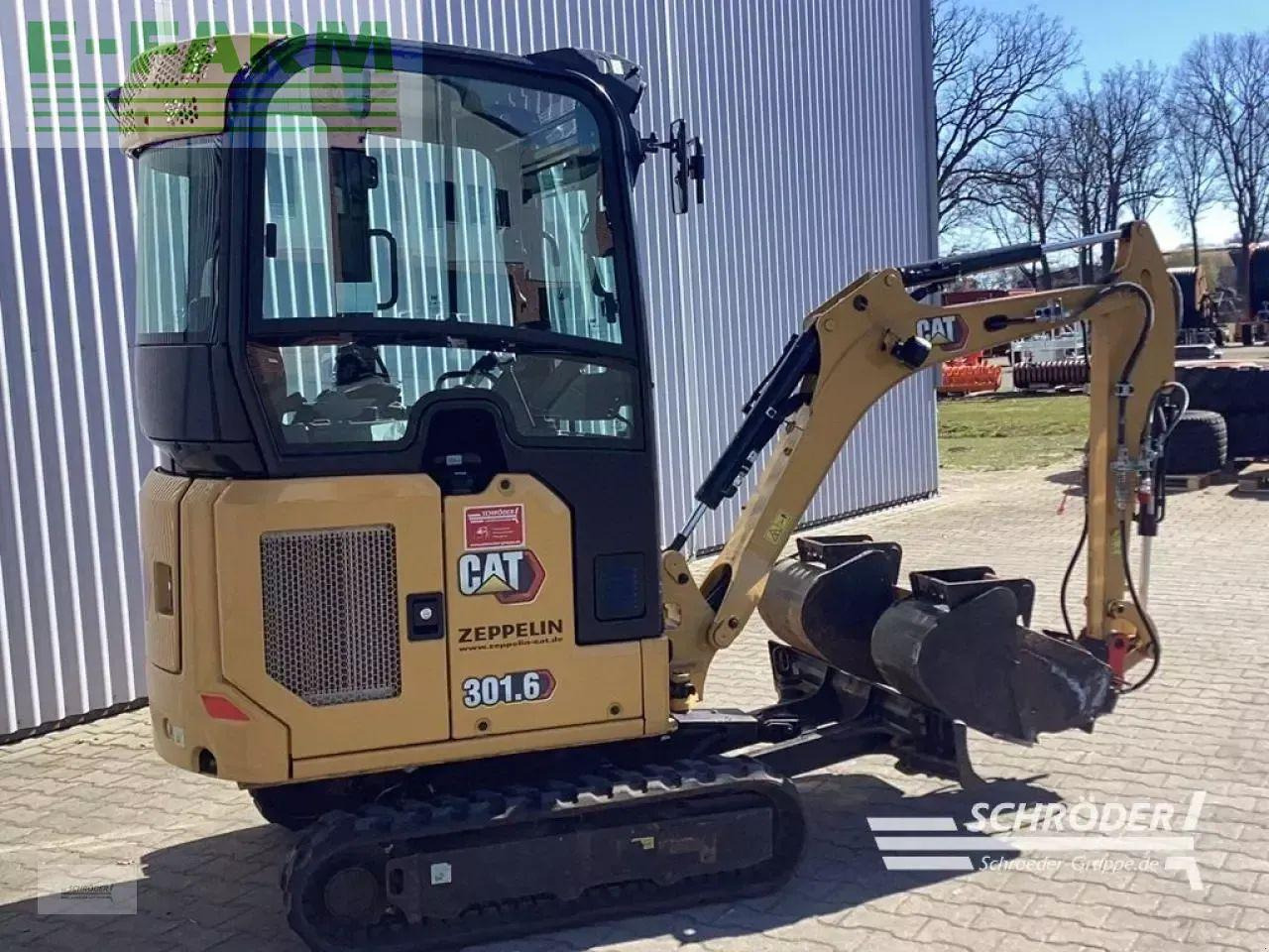 Caterpillar 301.6 - Mini rýpadlo: obrázok 3 Caterpillar 301.6 - Mini rýpadlo: obrázok 3