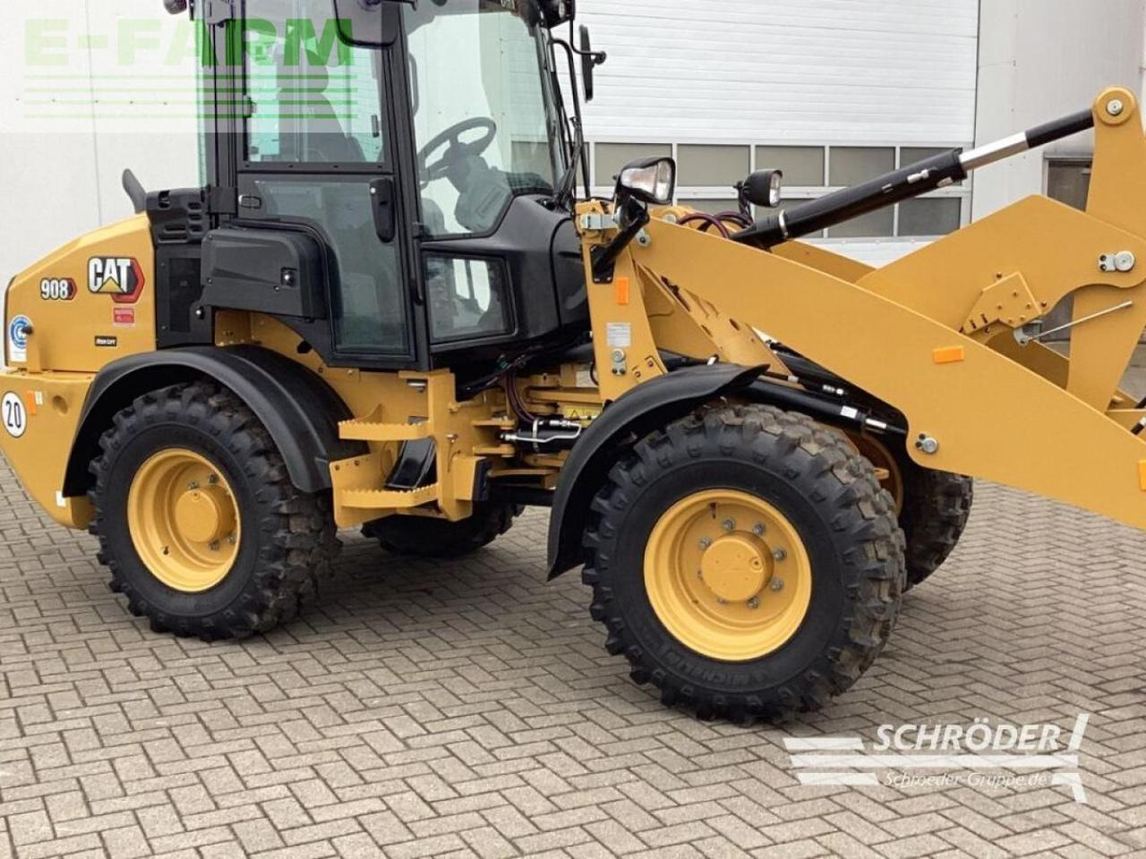 Caterpillar 908 hl-14 - Mini rýpadlo: obrázok 2 Caterpillar 908 hl-14 - Mini rýpadlo: obrázok 2