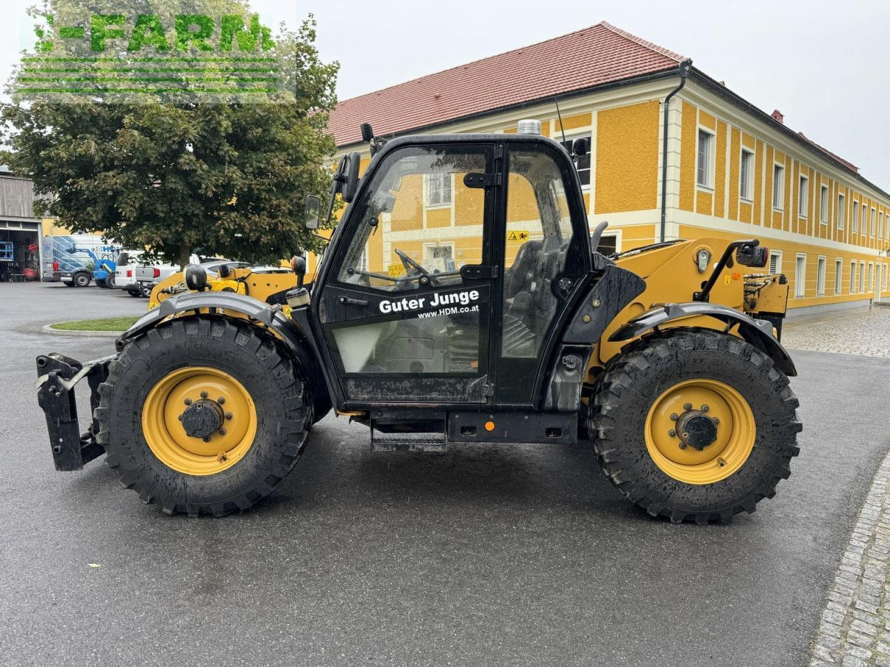 Caterpillar cat th407 - Teleskopický nakladač: obrázok 1 Caterpillar cat th407 - Teleskopický nakladač: obrázok 1