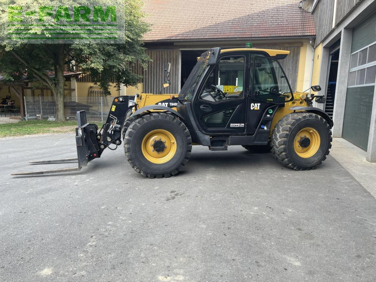 Caterpillar th408d - Teleskopický nakladač: obrázok 1 Caterpillar th408d - Teleskopický nakladač: obrázok 1