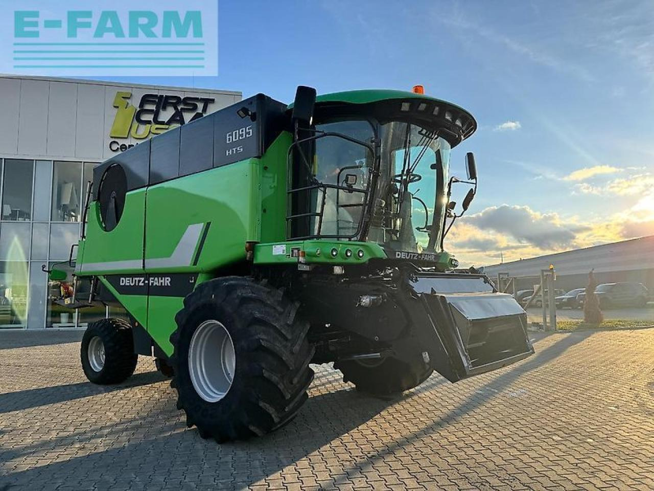 Deutz-Fahr 6095 - Obilný kombajn: obrázok 1 Deutz-Fahr 6095 - Obilný kombajn: obrázok 1