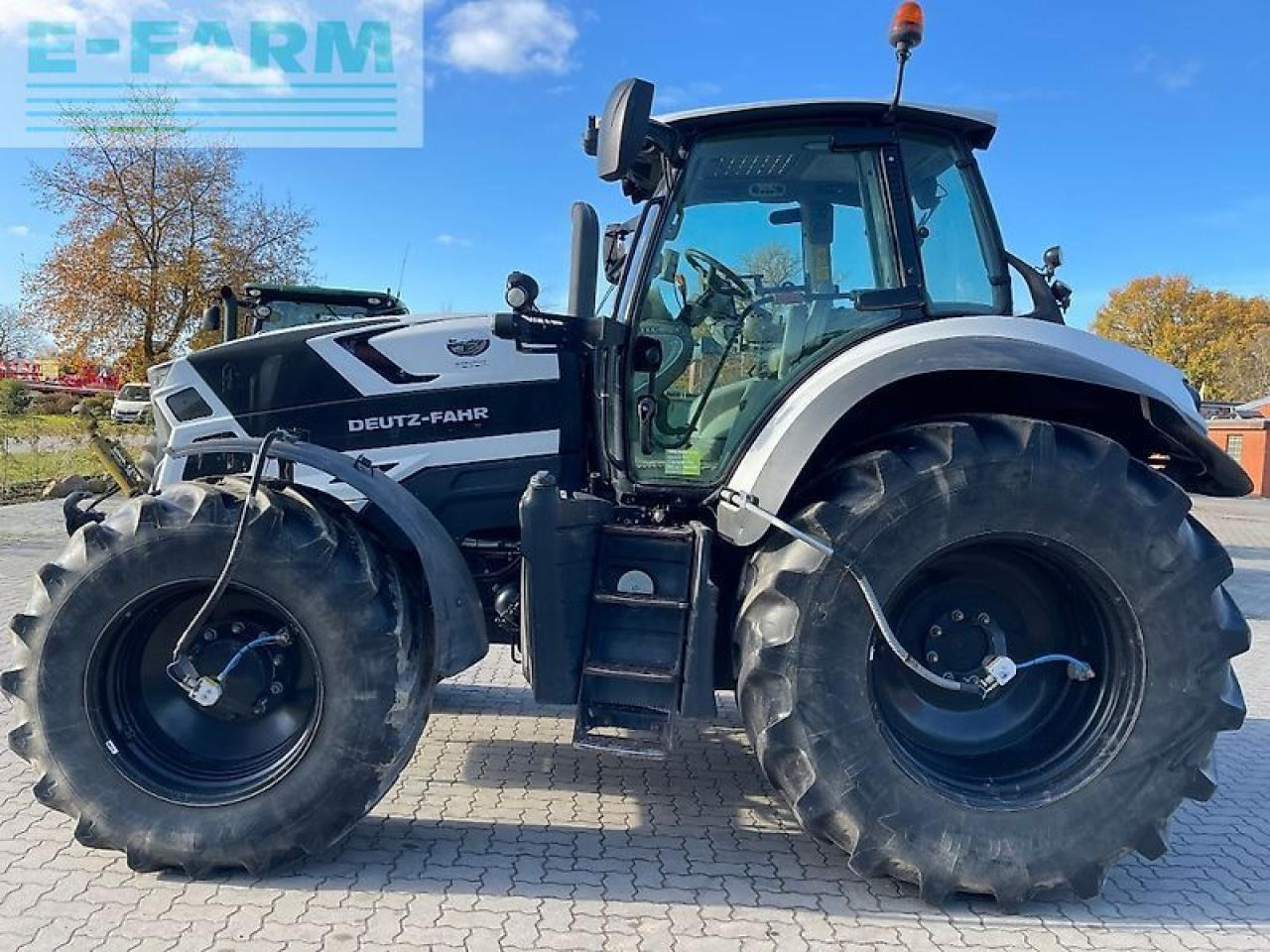 Deutz-Fahr 6215 agrotron ttv TTV - Traktor: obrázok 2 Deutz-Fahr 6215 agrotron ttv TTV - Traktor: obrázok 2
