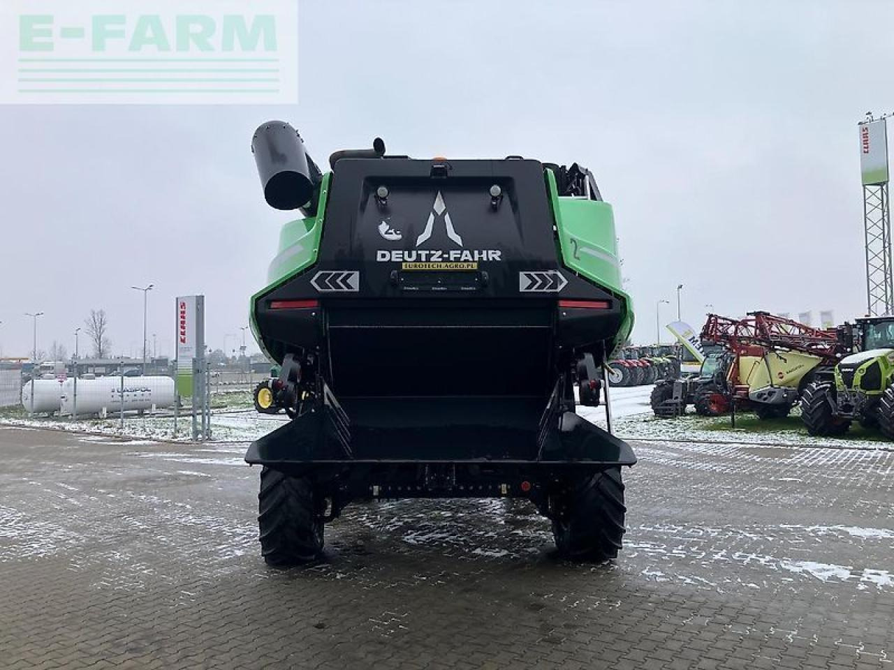 Deutz-Fahr 9306 c - Obilný kombajn: obrázok 4 Deutz-Fahr 9306 c - Obilný kombajn: obrázok 4