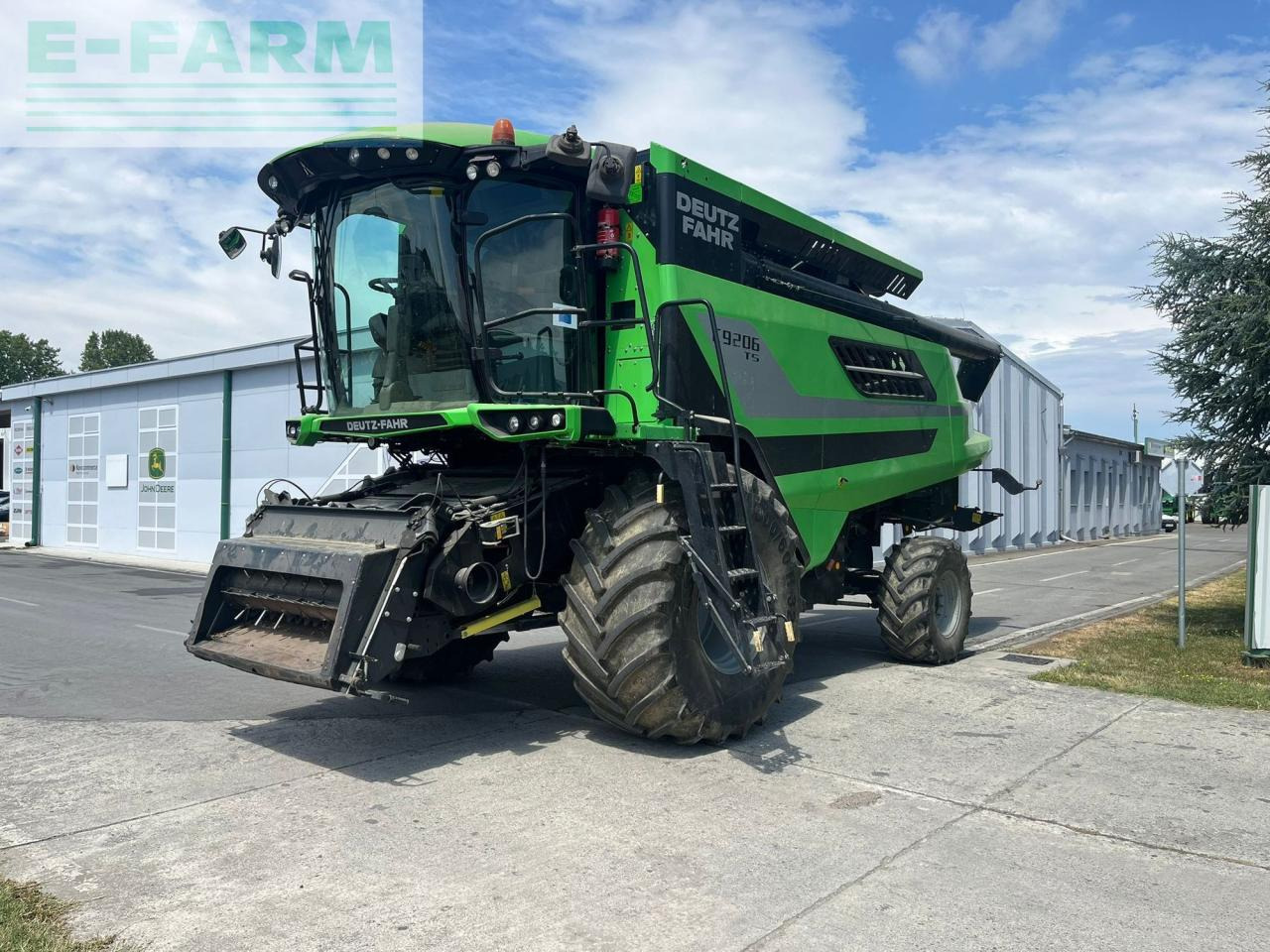 Deutz-Fahr C9206 TS - Obilný kombajn: obrázok 1 Deutz-Fahr C9206 TS - Obilný kombajn: obrázok 1