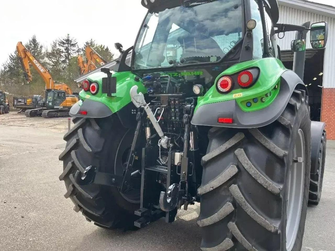 Deutz-Fahr agrotron 6175 ttv TTV - Traktor: obrázok 4 Deutz-Fahr agrotron 6175 ttv TTV - Traktor: obrázok 4