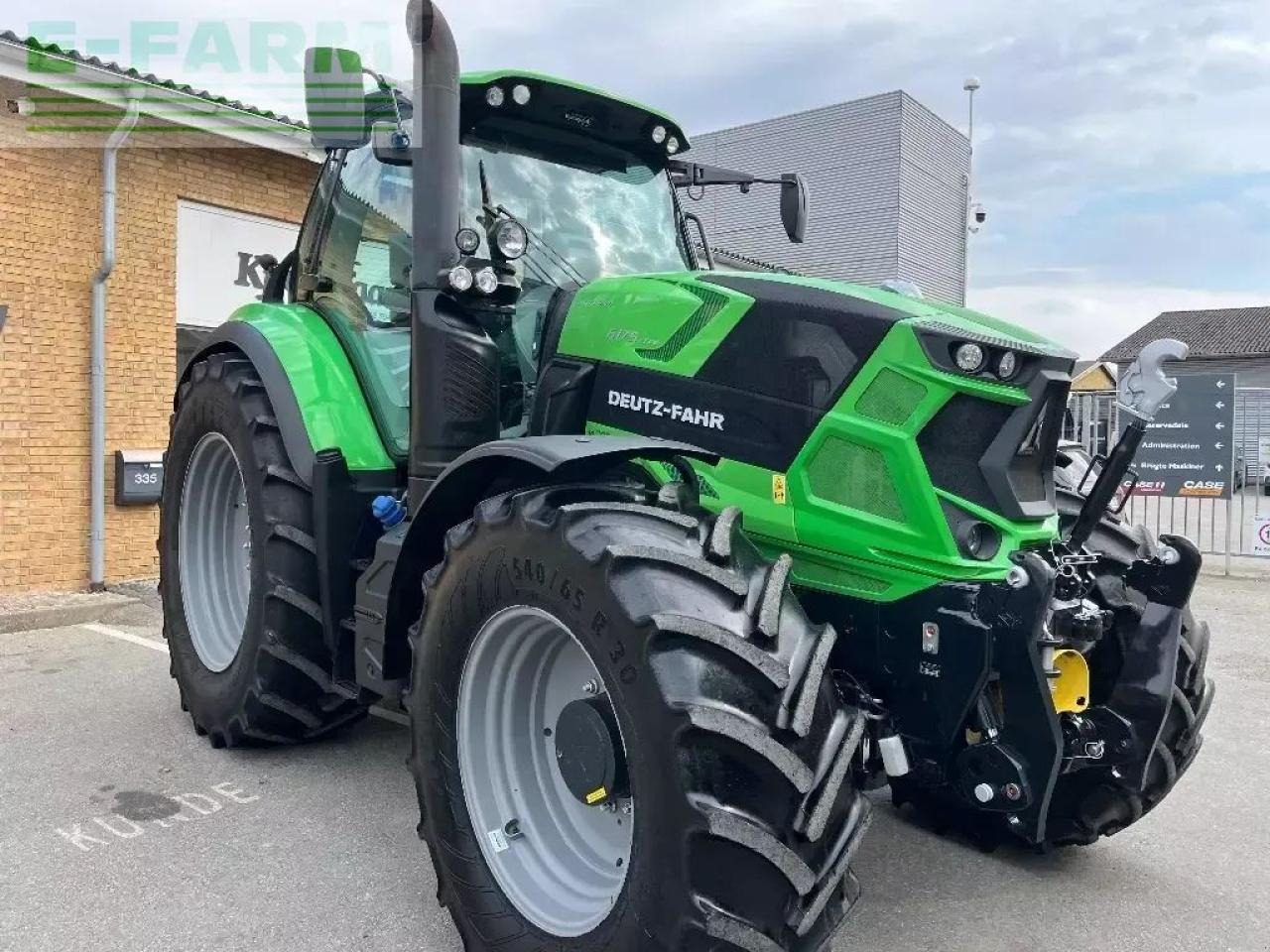 Deutz-Fahr agrotron 6175 ttv TTV - Traktor: obrázok 3 Deutz-Fahr agrotron 6175 ttv TTV - Traktor: obrázok 3