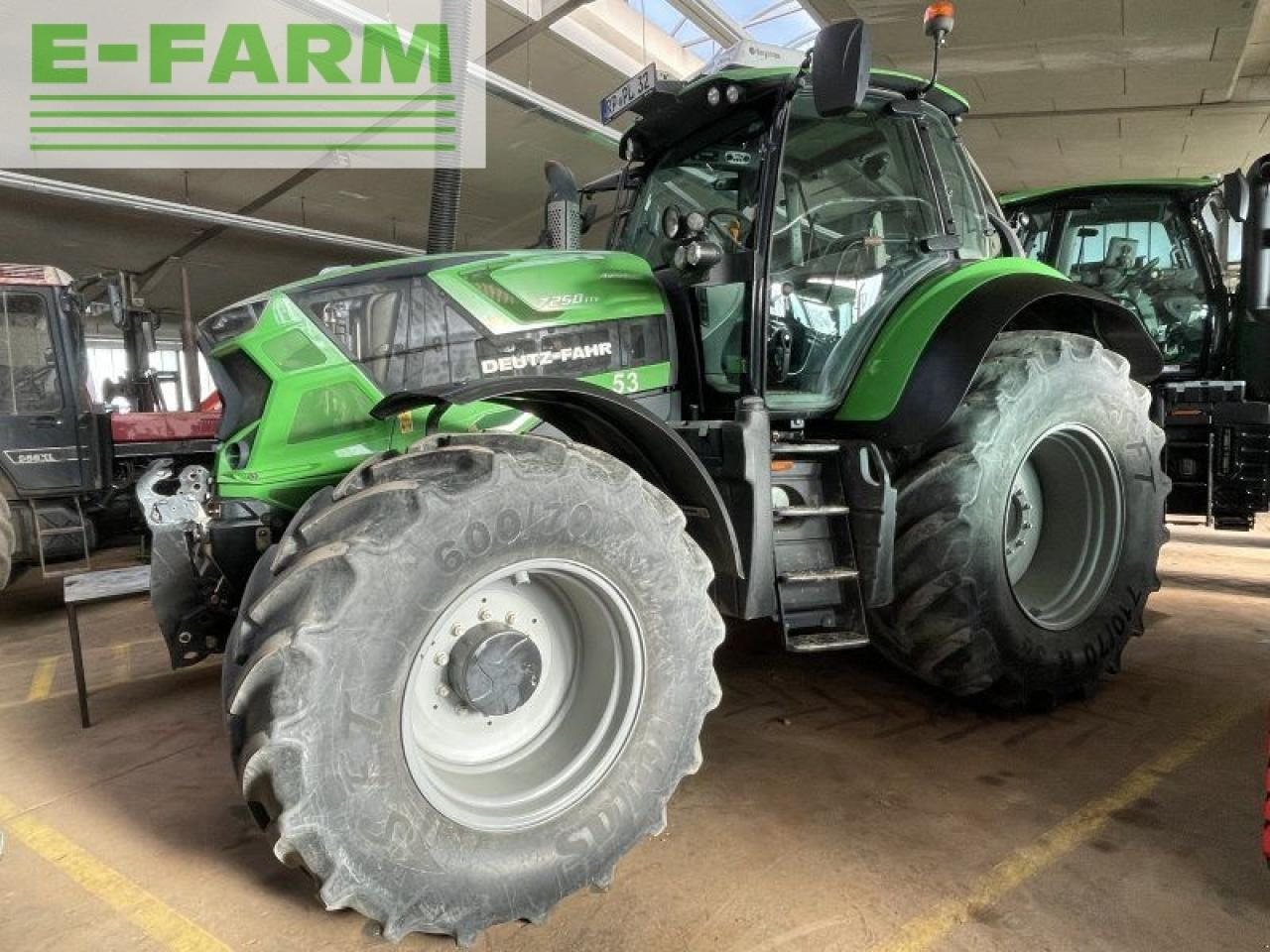 Deutz-Fahr agrotron 7250 ttv - Traktor: obrázok 2 Deutz-Fahr agrotron 7250 ttv - Traktor: obrázok 2