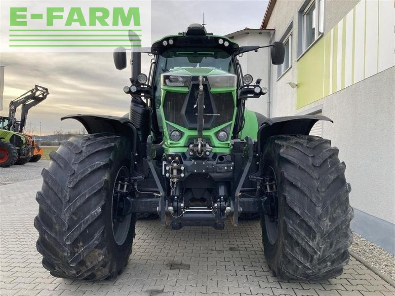 Deutz-Fahr agrotron 7250 ttv - Traktor: obrázok 3 Deutz-Fahr agrotron 7250 ttv - Traktor: obrázok 3