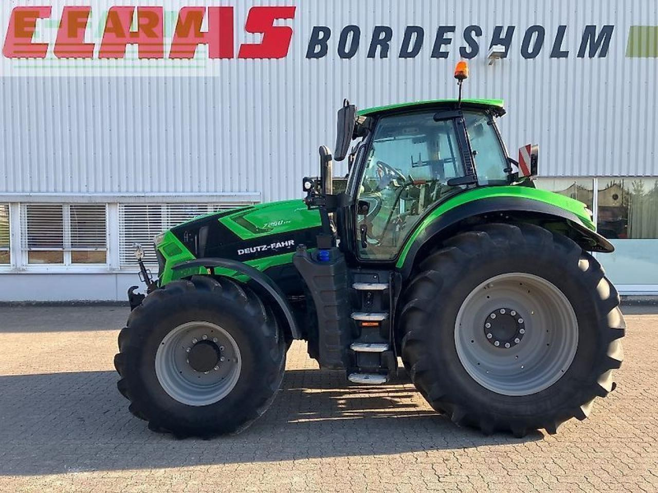 Deutz-Fahr agrotron 7250 ttv TTV - Traktor: obrázok 2 Deutz-Fahr agrotron 7250 ttv TTV - Traktor: obrázok 2
