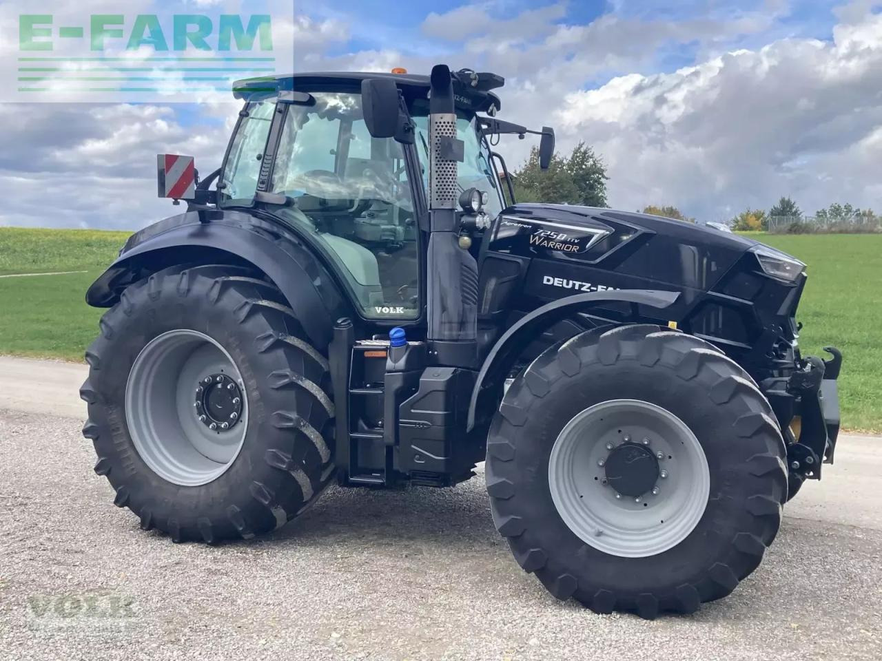 Deutz-Fahr agrotron 7250 ttv warrior TTV - Traktor: obrázok 2 Deutz-Fahr agrotron 7250 ttv warrior TTV - Traktor: obrázok 2
