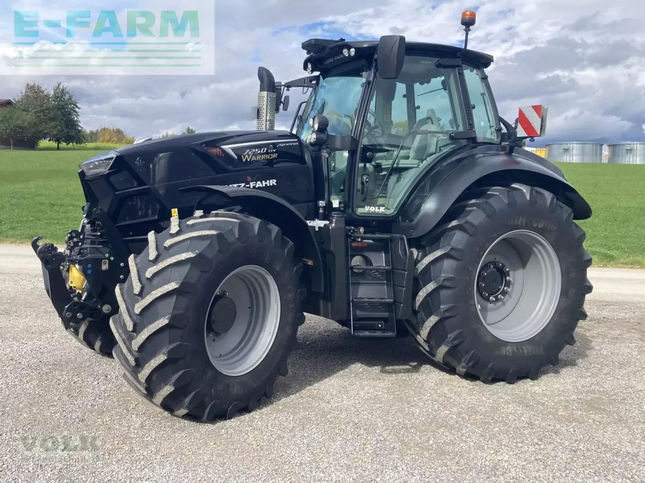 Deutz-Fahr agrotron 7250 ttv warrior TTV - Traktor: obrázok 1 Deutz-Fahr agrotron 7250 ttv warrior TTV - Traktor: obrázok 1