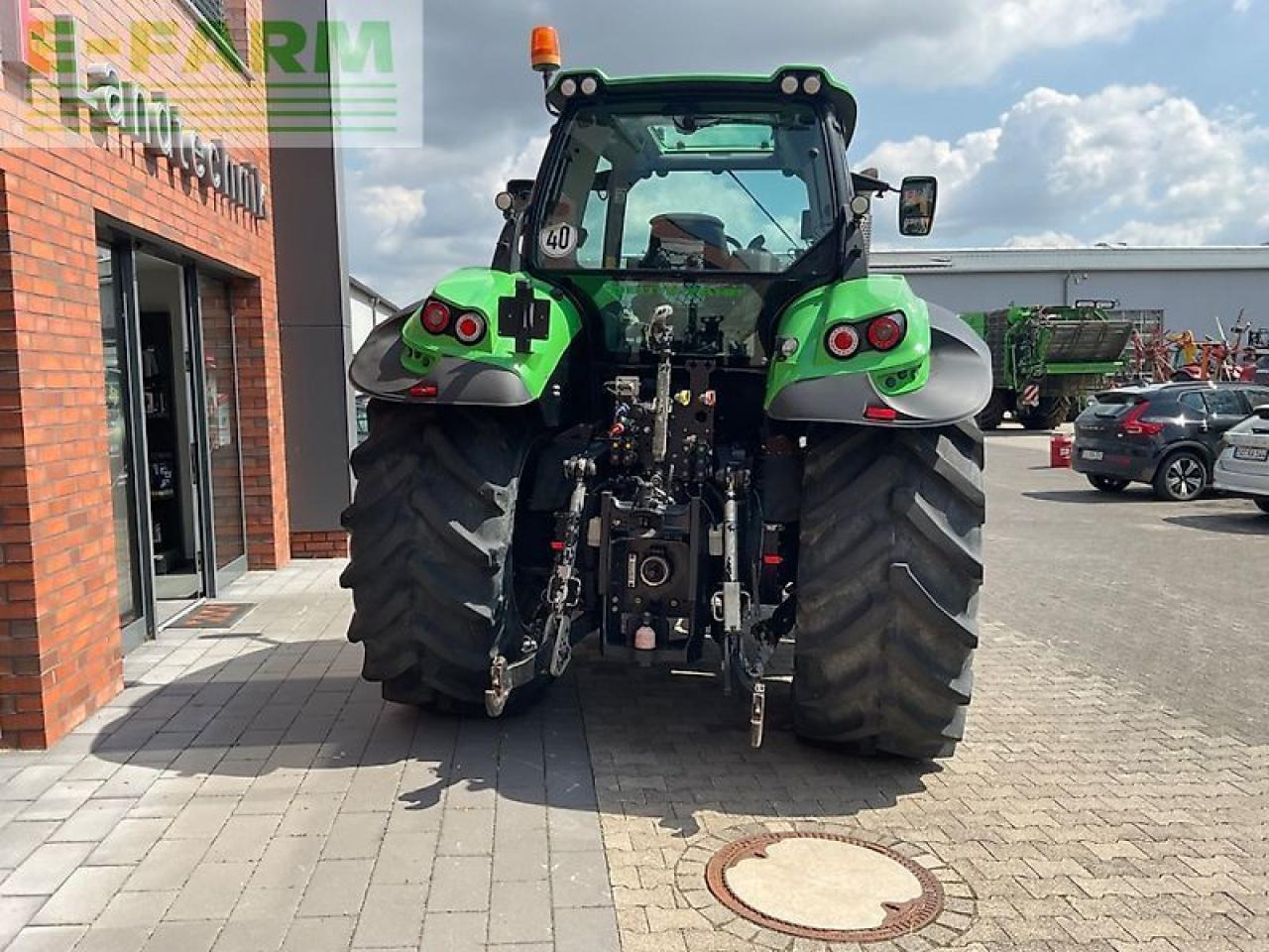 Deutz-Fahr agrotron ttv 7250 warrior - Traktor: obrázok 5 Deutz-Fahr agrotron ttv 7250 warrior - Traktor: obrázok 5