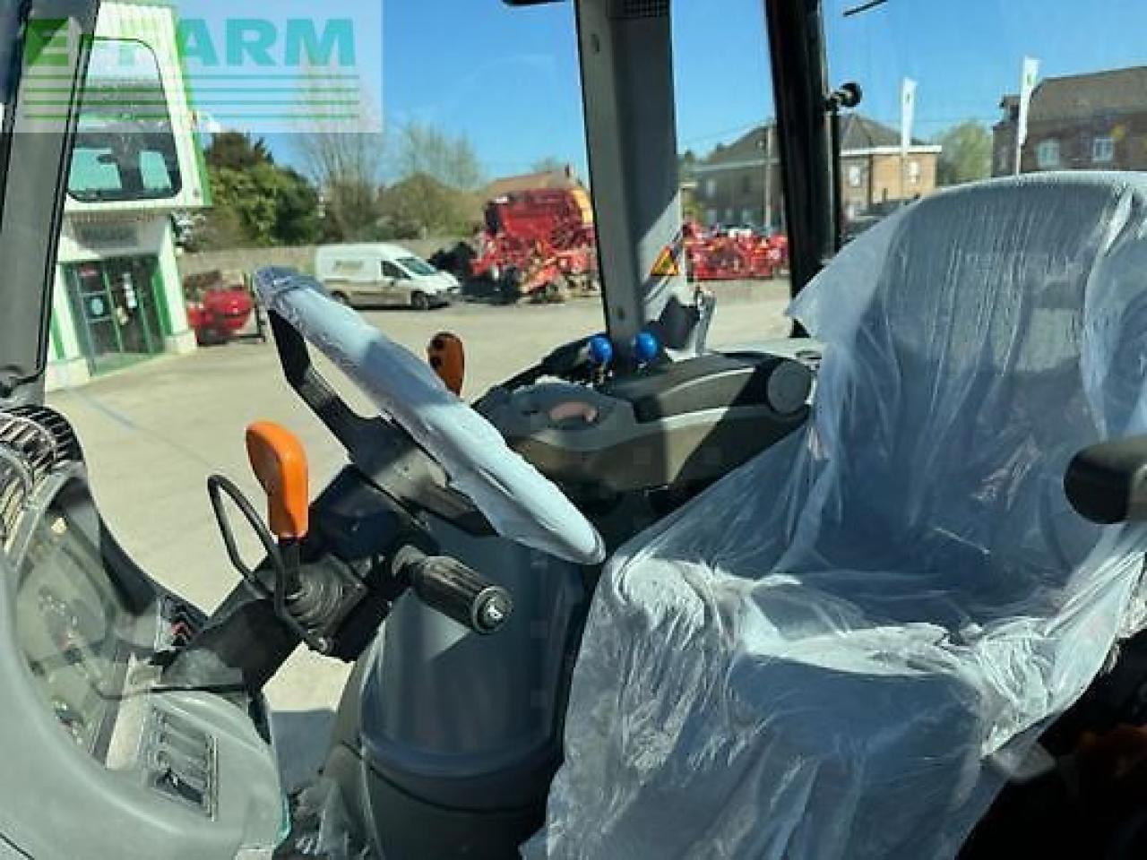 Deutz-Fahr m640 - Traktor: obrázok 5 Deutz-Fahr m640 - Traktor: obrázok 5