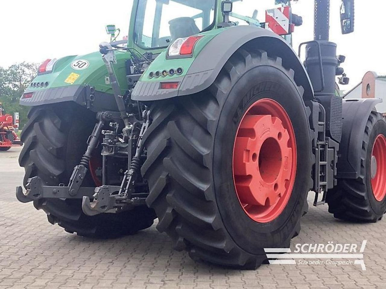 Fendt 1050 vario s4 profi plus ProfiPlus - Traktor: obrázok 4 Fendt 1050 vario s4 profi plus ProfiPlus - Traktor: obrázok 4
