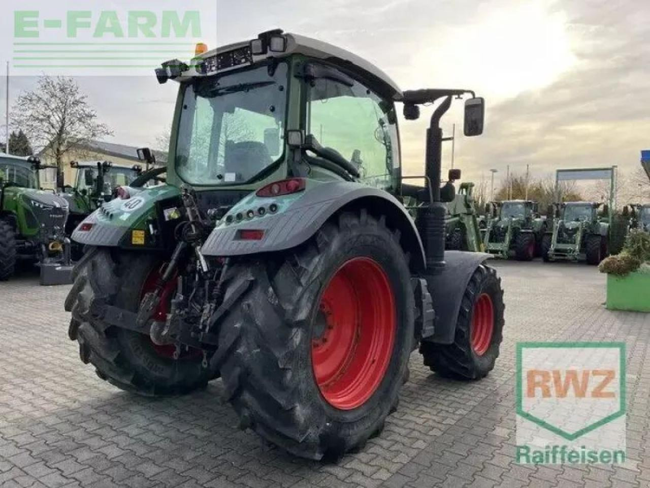 Fendt 313 s4 profi mit frontlader - Traktor: obrázok 5 Fendt 313 s4 profi mit frontlader - Traktor: obrázok 5