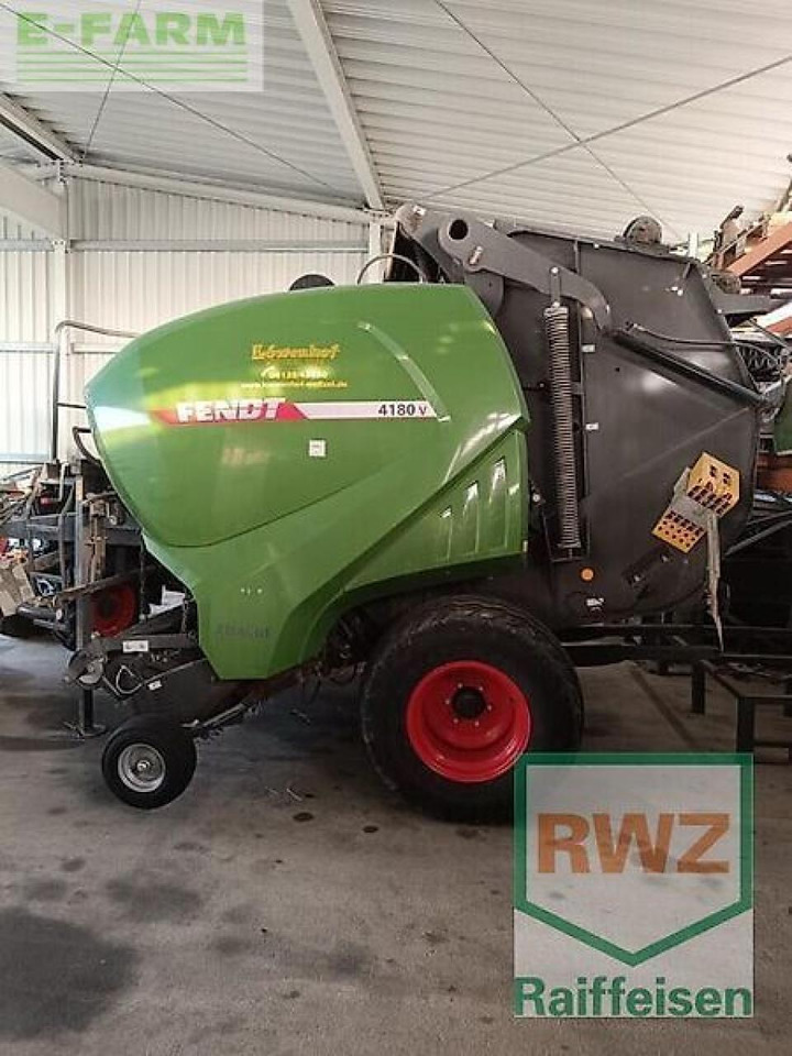 Fendt 4180 v - Lis na hranaté balíky: obrázok 3 Fendt 4180 v - Lis na hranaté balíky: obrázok 3