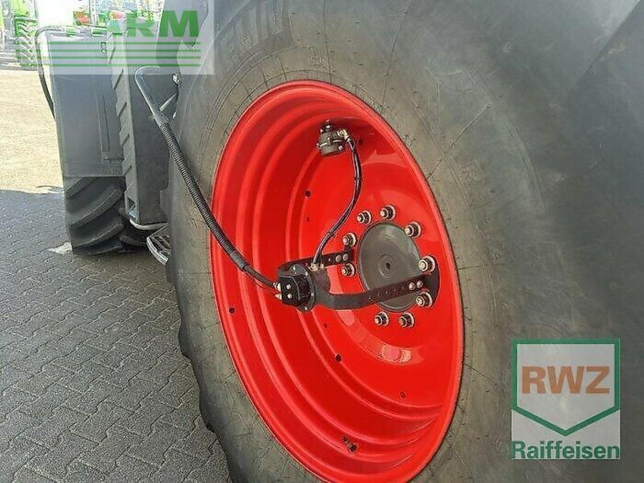Fendt 724 vario gen6 profiplus ptg ProfiPlus - Traktor: obrázok 3 Fendt 724 vario gen6 profiplus ptg ProfiPlus - Traktor: obrázok 3