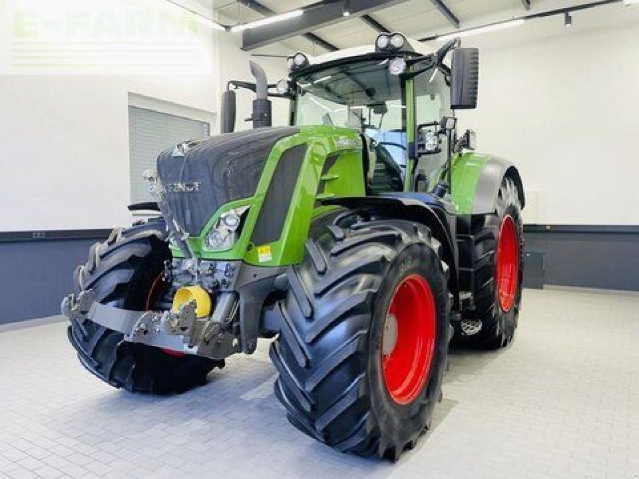 Traktor Fendt 826 vario s4 profi plus: obrázok 9 Traktor Fendt 826 vario s4 profi plus: obrázok 9