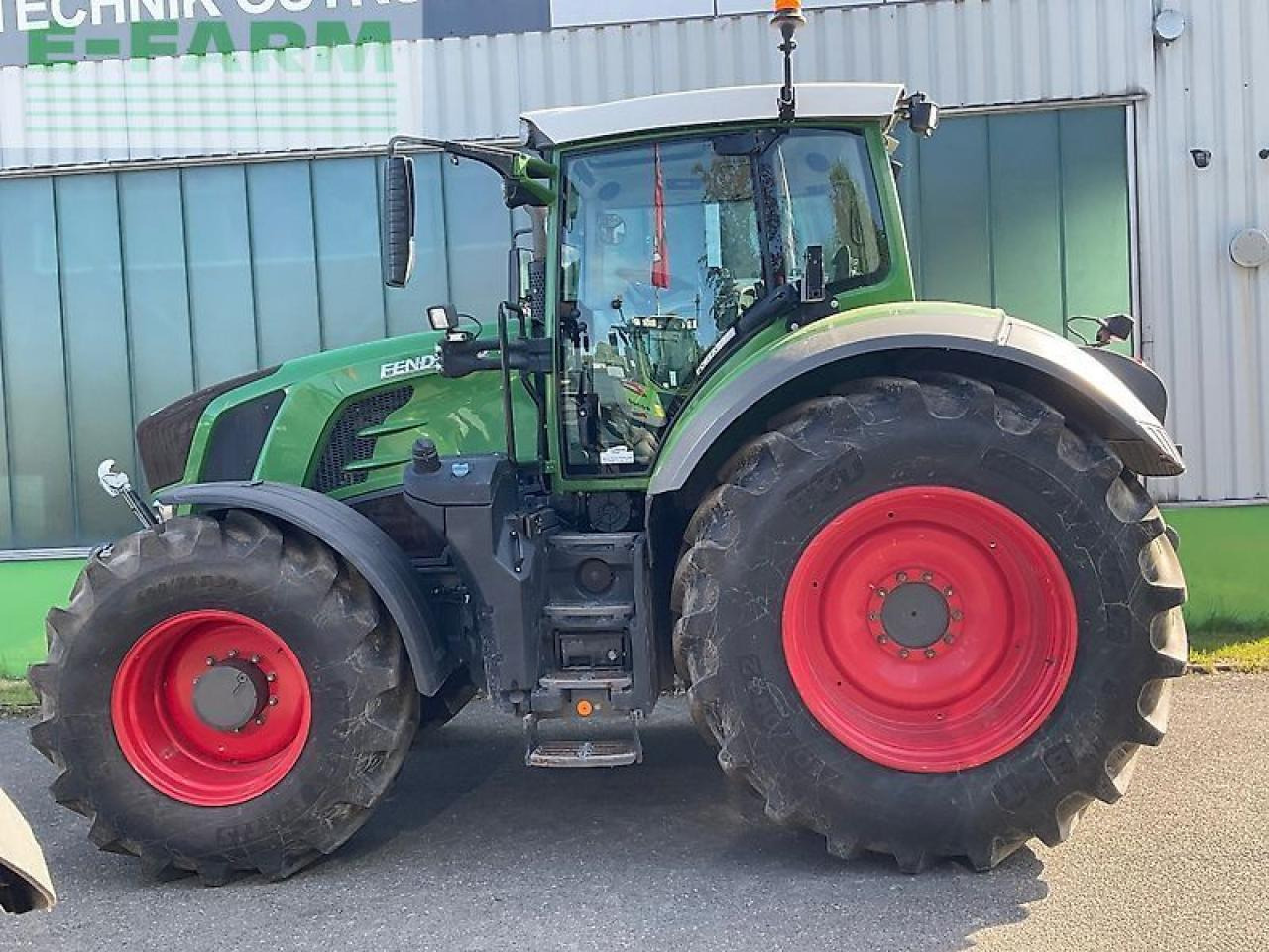 Fendt 828 s4 - Traktor: obrázok 1 Fendt 828 s4 - Traktor: obrázok 1