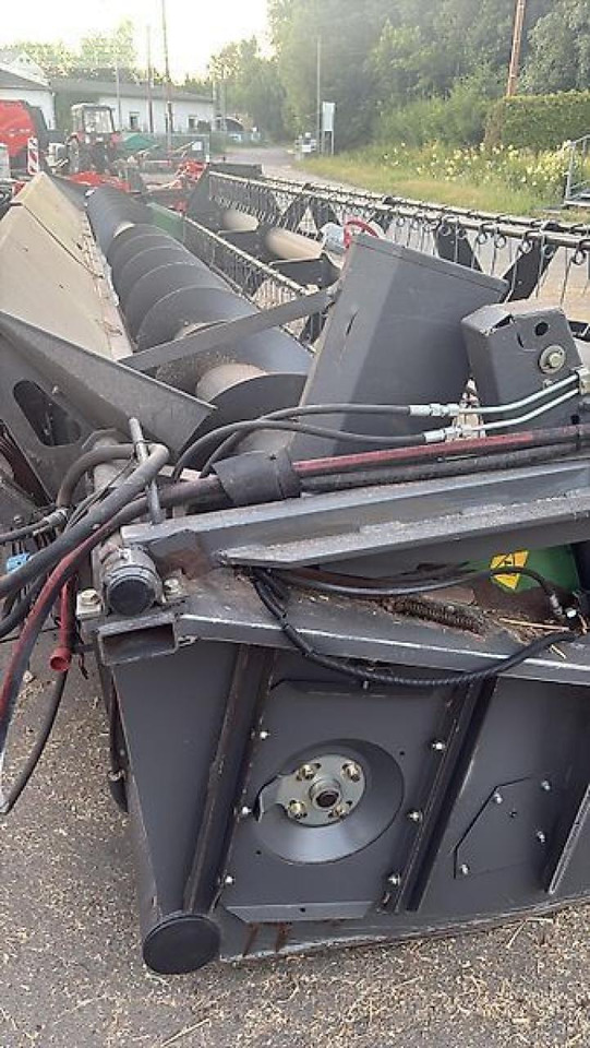 Fendt 8400 p al - Obilný kombajn: obrázok 4 Fendt 8400 p al - Obilný kombajn: obrázok 4