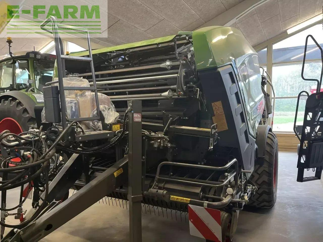 Fendt rotana 130f combi - Lis na hranaté balíky: obrázok 4 Fendt rotana 130f combi - Lis na hranaté balíky: obrázok 4