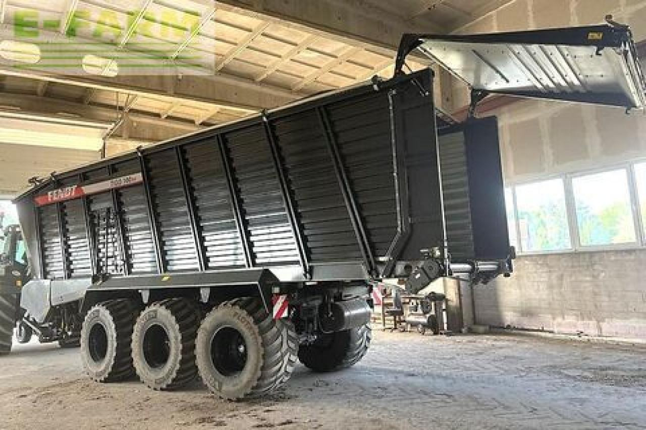 Fendt tigo 100 xr in einem guten zustand mit liftachse - Poľnohospodársky sklápěcí príves: obrázok 3 Fendt tigo 100 xr in einem guten zustand mit liftachse - Poľnohospodársky sklápěcí príves: obrázok 3