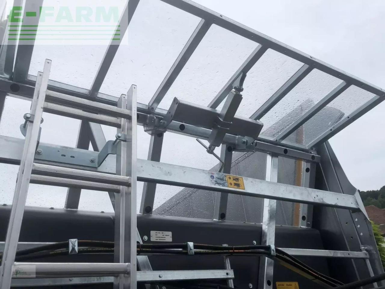 Fliegl gigant asw 281 - Poľnohospodársky sklápěcí príves: obrázok 2 Fliegl gigant asw 281 - Poľnohospodársky sklápěcí príves: obrázok 2