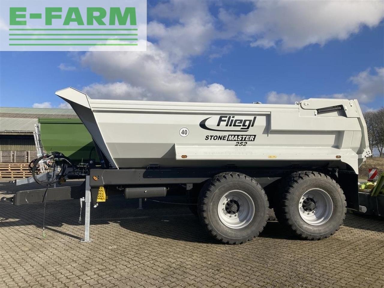 Fliegl stone master 252 profi - Poľnohospodársky sklápěcí príves: obrázok 1 Fliegl stone master 252 profi - Poľnohospodársky sklápěcí príves: obrázok 1
