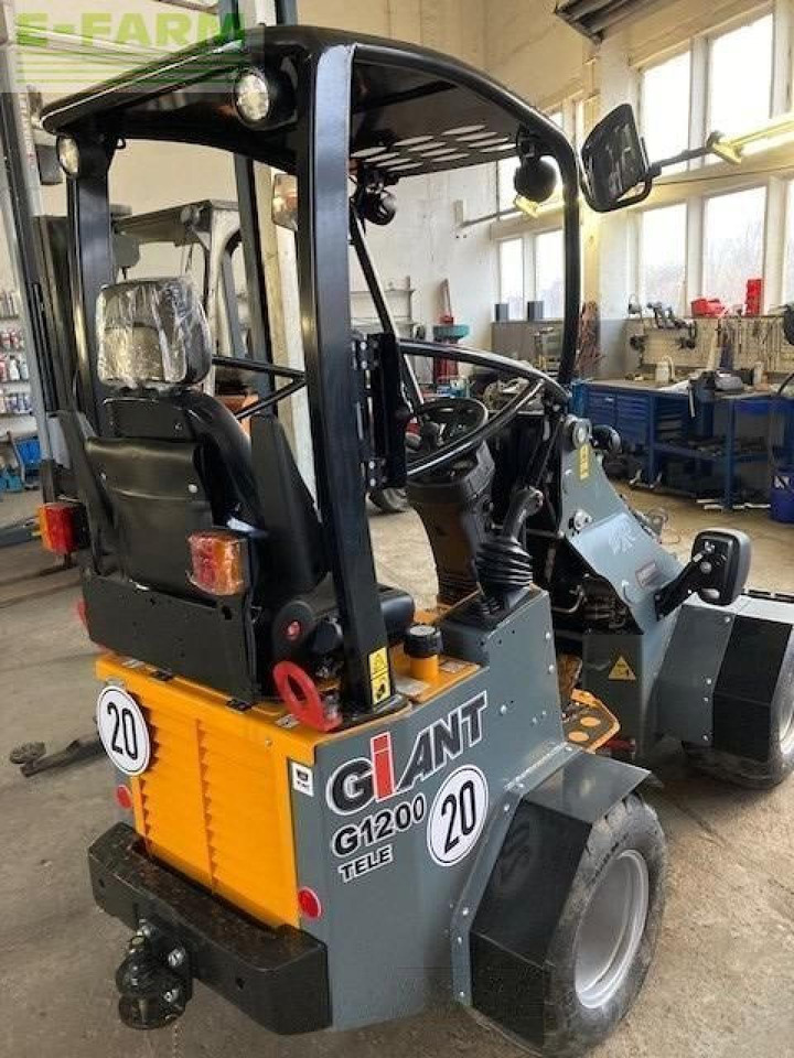 Giant g1200 tele -teleskopradlader - Mini rýpadlo: obrázok 2 Giant g1200 tele -teleskopradlader - Mini rýpadlo: obrázok 2