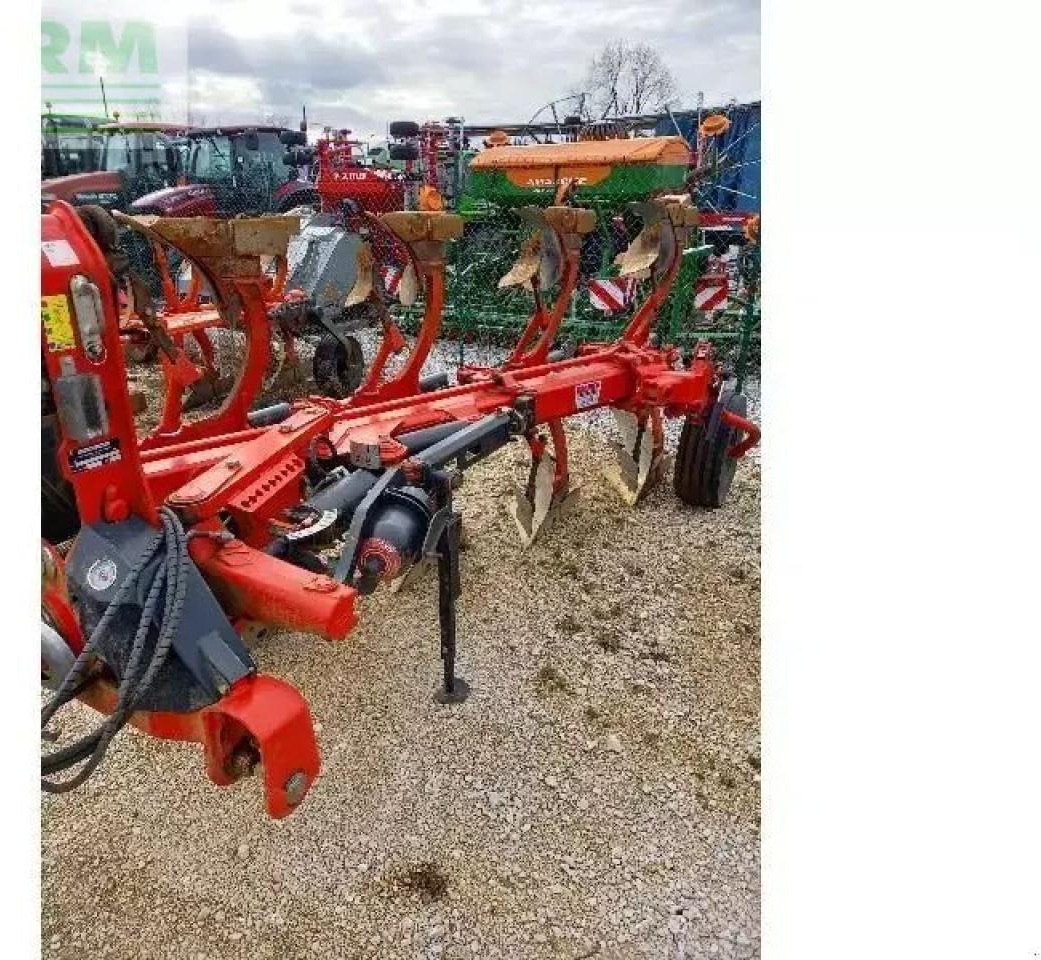 Gregoire Besson gregoire besson - Pluh: obrázok 2 Gregoire Besson gregoire besson - Pluh: obrázok 2