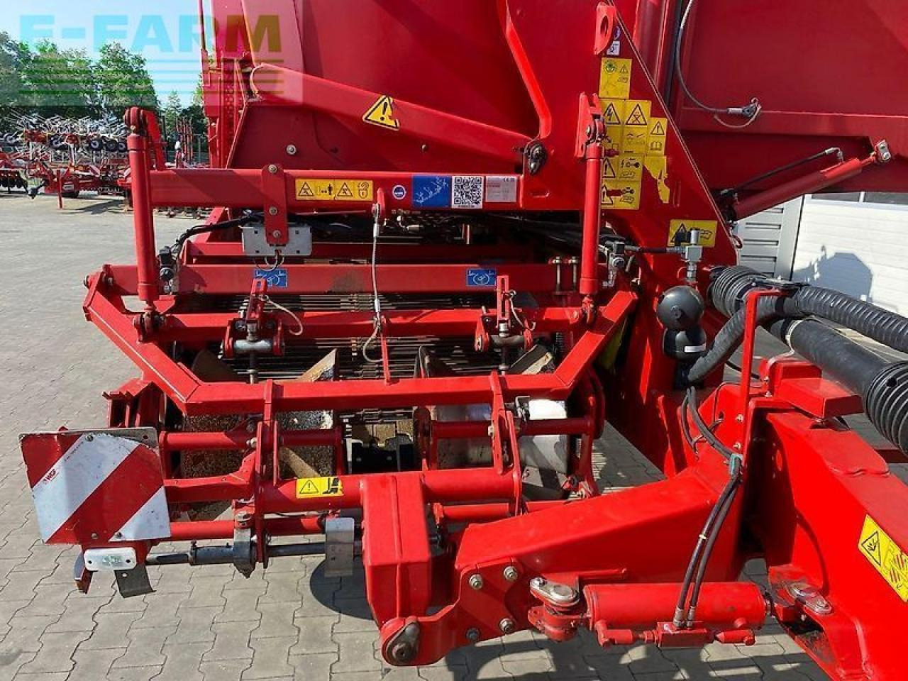 Grimme se 150-60 nb xxl - Zemiakový kombajn: obrázok 3 Grimme se 150-60 nb xxl - Zemiakový kombajn: obrázok 3