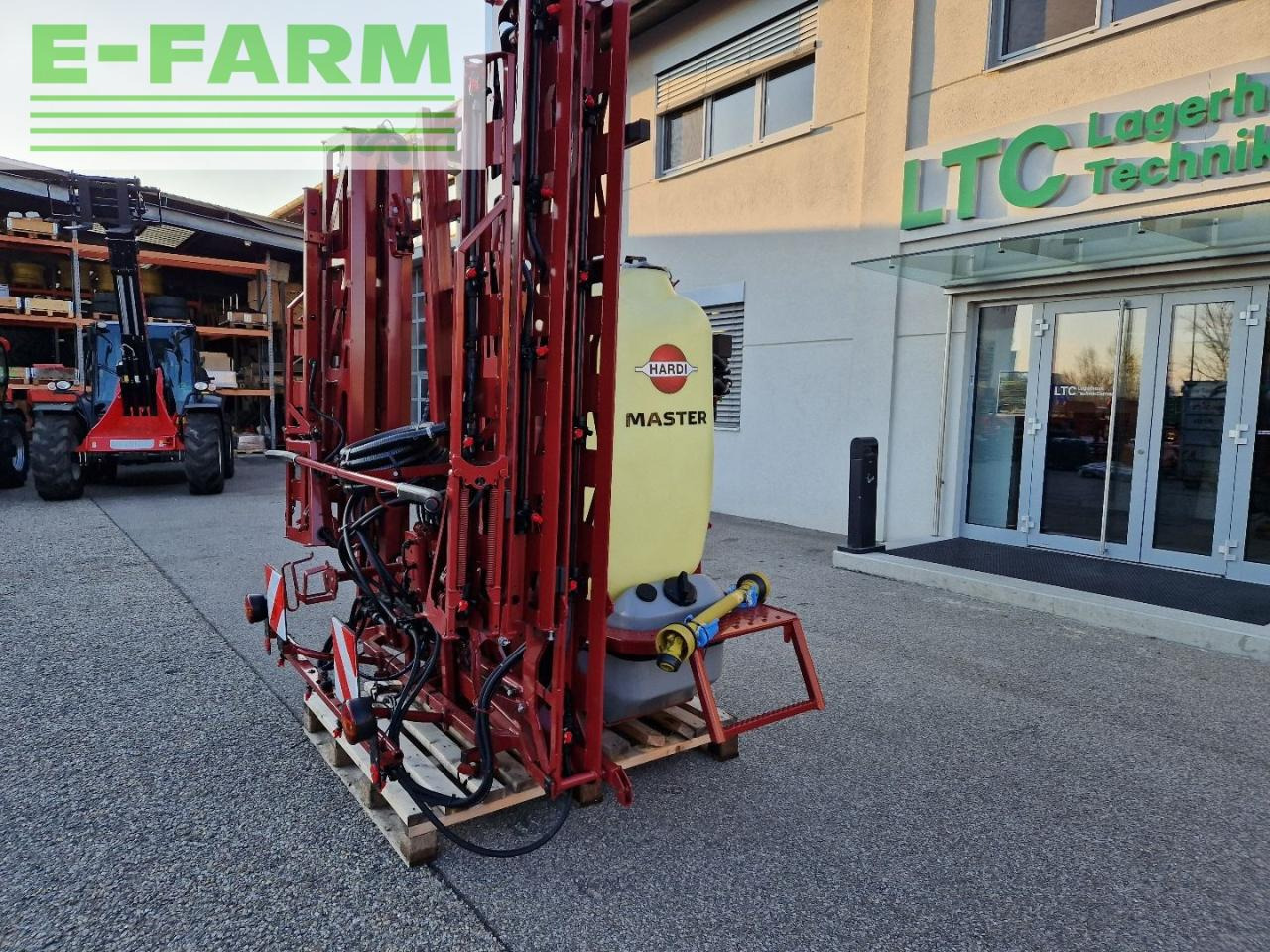 Hardi Master - Postrekovač za traktor: obrázok 3 Hardi Master - Postrekovač za traktor: obrázok 3