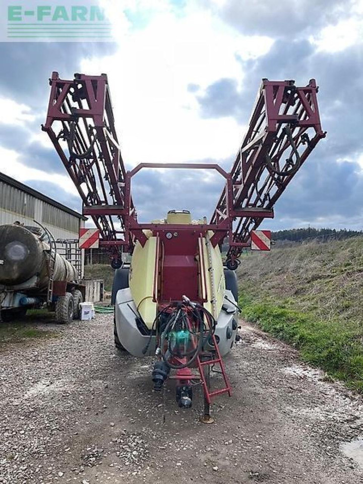 Hardi commander 4400 i 30m lp - Ťahaný postrekovač: obrázok 5 Hardi commander 4400 i 30m lp - Ťahaný postrekovač: obrázok 5