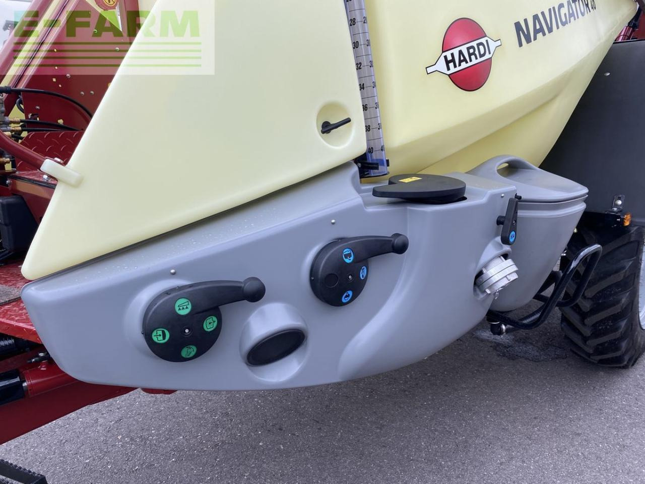 Hardi navigator 4000l 27m 9tb ddz - Ťahaný postrekovač: obrázok 3 Hardi navigator 4000l 27m 9tb ddz - Ťahaný postrekovač: obrázok 3