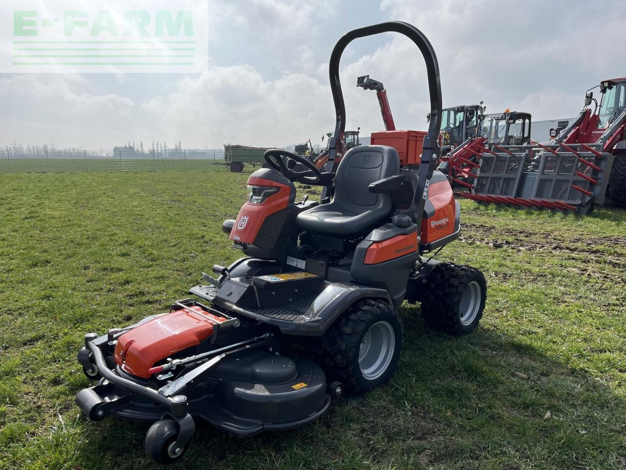 Husqvarna p 524xr efi mit funksteuerung inkl. mähdeck - Traktor: obrázok 3 Husqvarna p 524xr efi mit funksteuerung inkl. mähdeck - Traktor: obrázok 3