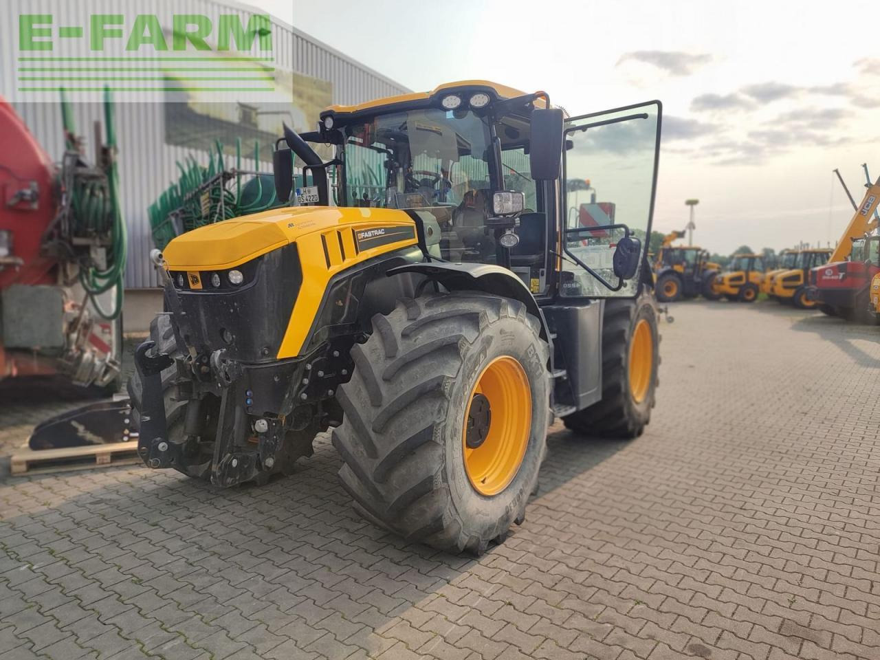 JCB 4220 fastrac - Traktor: obrázok 1 JCB 4220 fastrac - Traktor: obrázok 1
