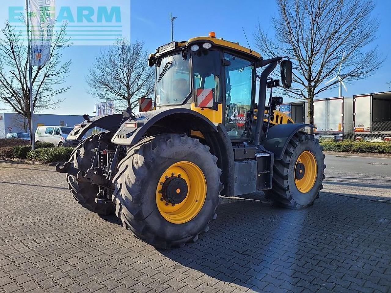 JCB 4220 fastrac - Traktor: obrázok 4 JCB 4220 fastrac - Traktor: obrázok 4