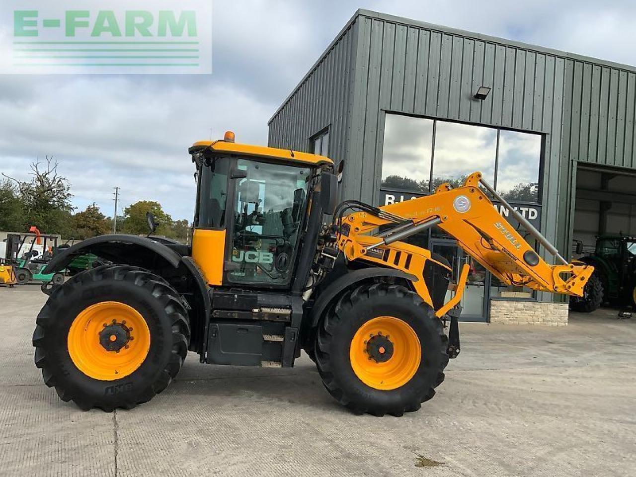 JCB 4220 fastrac (st24632) - Traktor: obrázok 2 JCB 4220 fastrac (st24632) - Traktor: obrázok 2