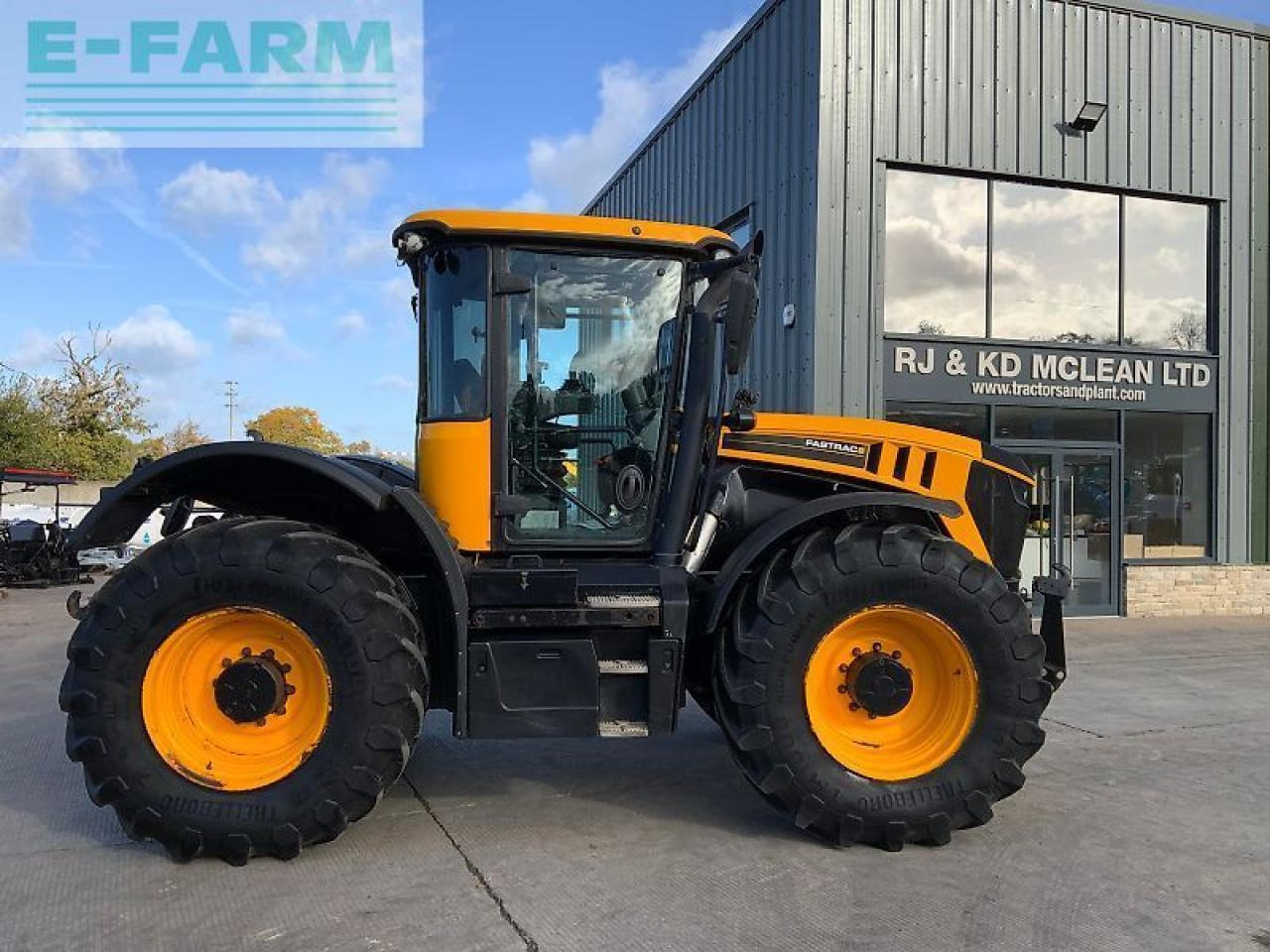 JCB 4220 fastrac tractor (st24436) - Traktor: obrázok 1 JCB 4220 fastrac tractor (st24436) - Traktor: obrázok 1