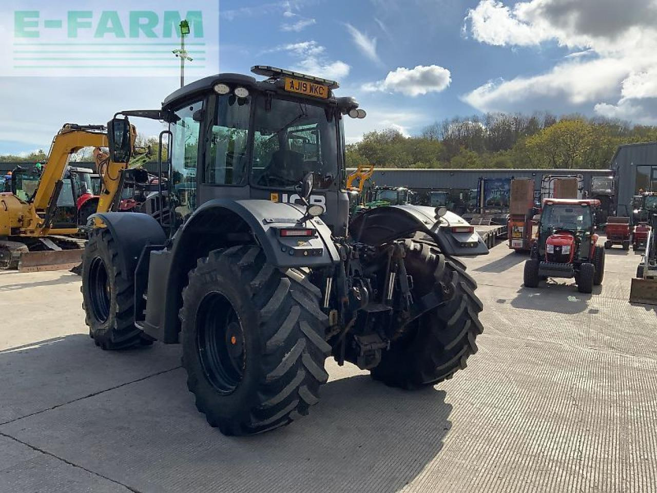 JCB 4220 fastrac tractor (st24887) - Traktor: obrázok 5 JCB 4220 fastrac tractor (st24887) - Traktor: obrázok 5