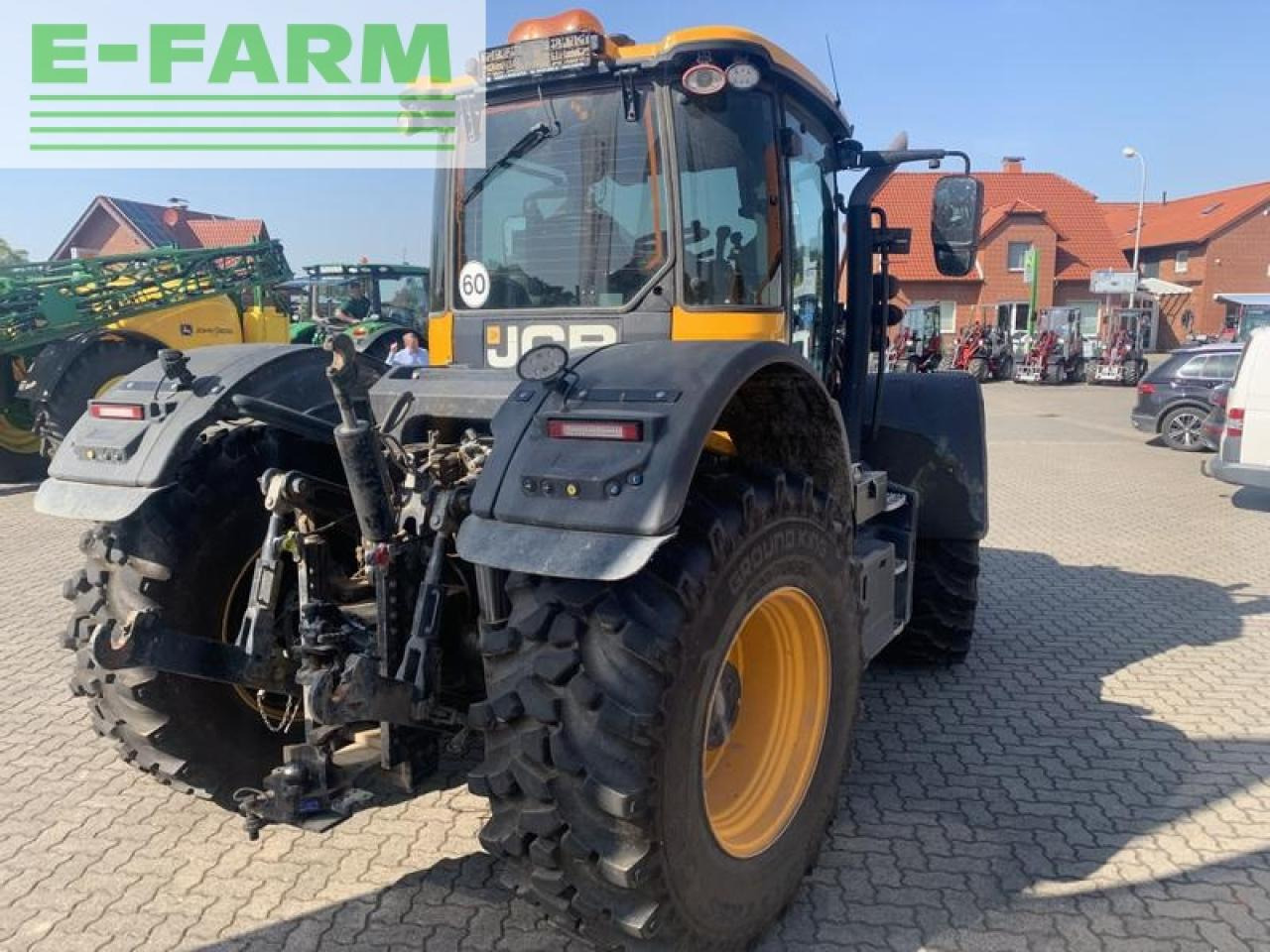 JCB 4220 fasttrac mit jd-autotrac vorbereitung + stoll - Traktor: obrázok 4 JCB 4220 fasttrac mit jd-autotrac vorbereitung + stoll - Traktor: obrázok 4