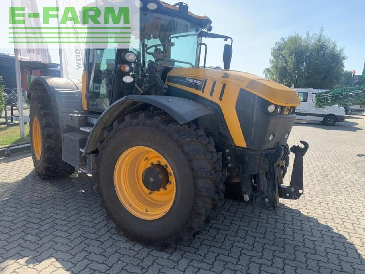 JCB 4220 fasttrac mit jd-autotrac vorbereitung + stoll - Traktor: obrázok 3 JCB 4220 fasttrac mit jd-autotrac vorbereitung + stoll - Traktor: obrázok 3